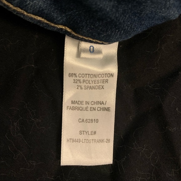 Ricki’s Distress Ankle Jean - Picture 7 of 8